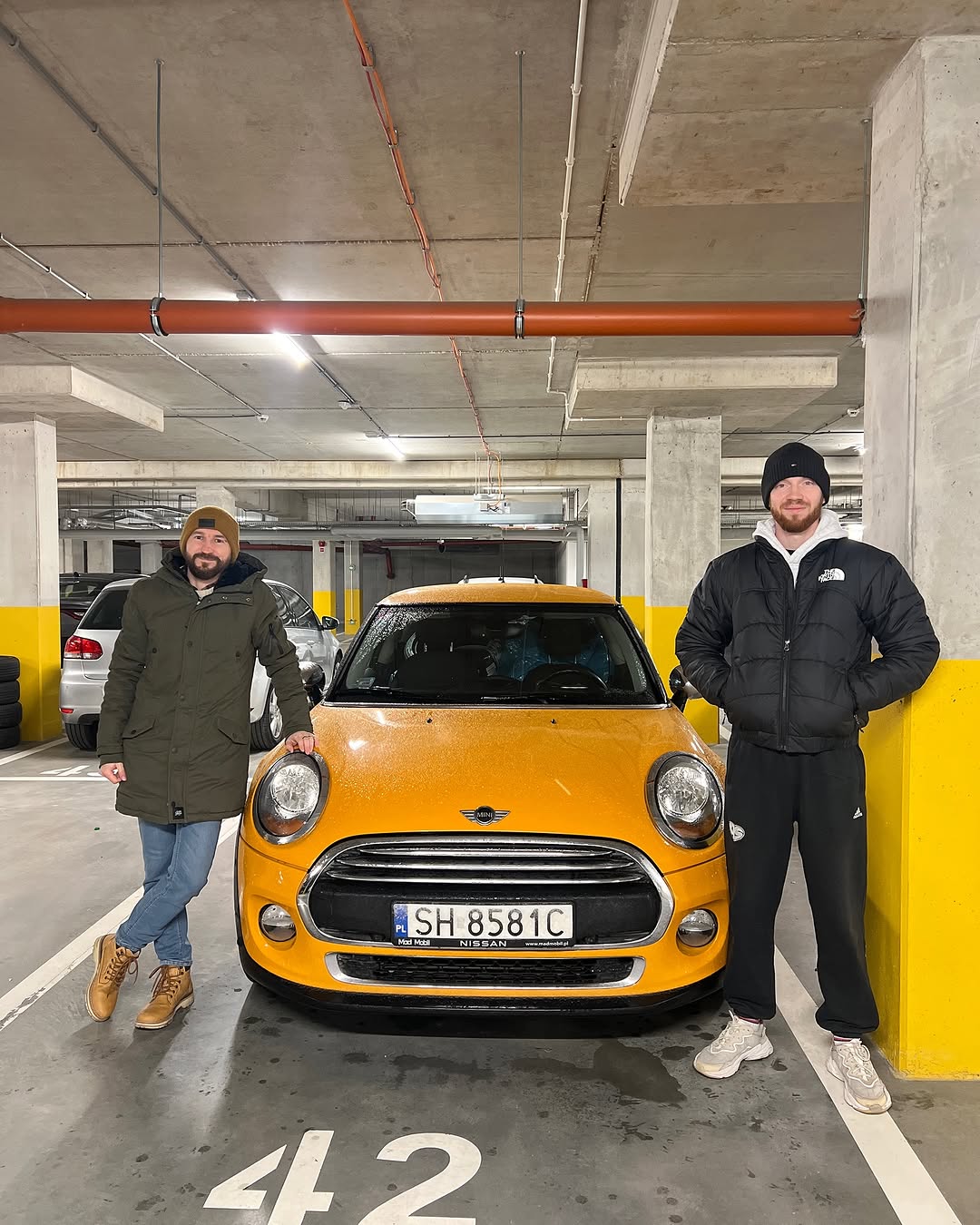MINI Cooper — с клиентом